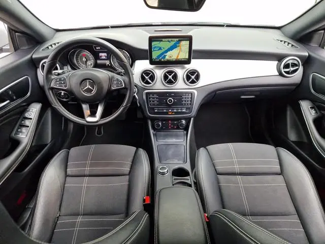 Mercedes-Benz CLA-klasse Shooting Brake 200 Ambition Urban & Exclusief-pakket | Rijklaar