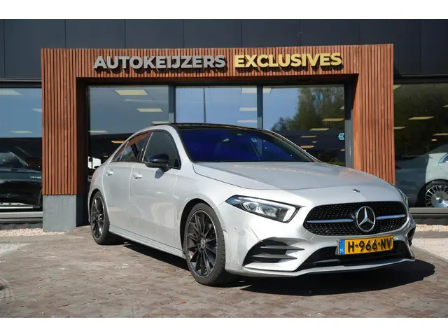 Mercedes-Benz A-klasse 200 Business Solution AMG Wide screen Pano Dak