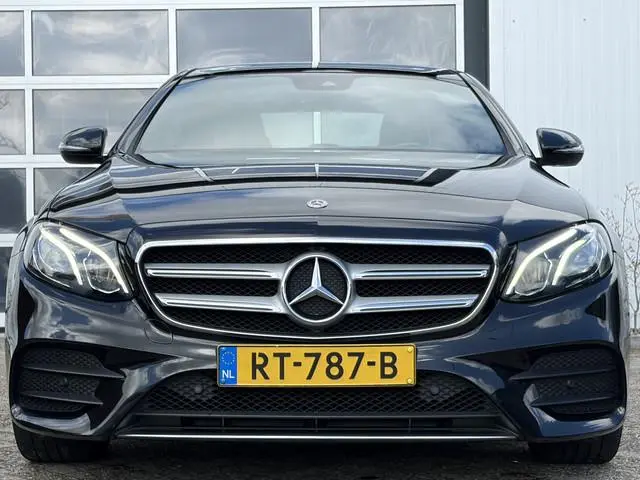 Mercedes-Benz E-klasse 200 Business Solution AMG 184pk | Volledig digitaal instrumentenpaneel | Acht...