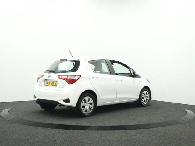 Toyota Yaris 1.5 Hybrid Active | Navigatie | Camera | Cruise control