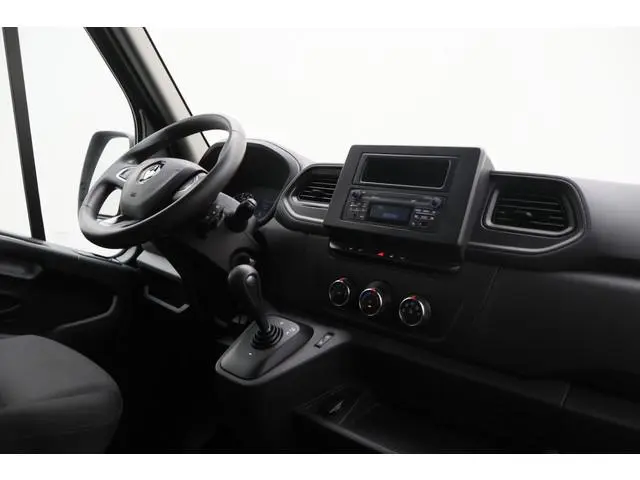 Renault Master T35 2.3 dCi 150 L2H2 Energy Comfort Automaat Glasresteel, 3-Zits, Trekhaak, Camera, C...