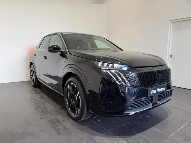 Peugeot e-3008