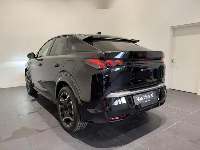 Peugeot e-3008