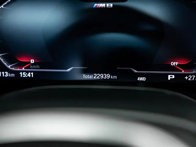 BMW M8