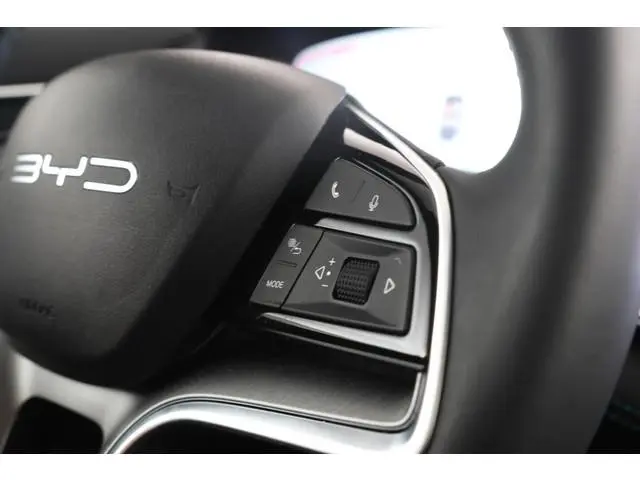 BYD SEAL U
