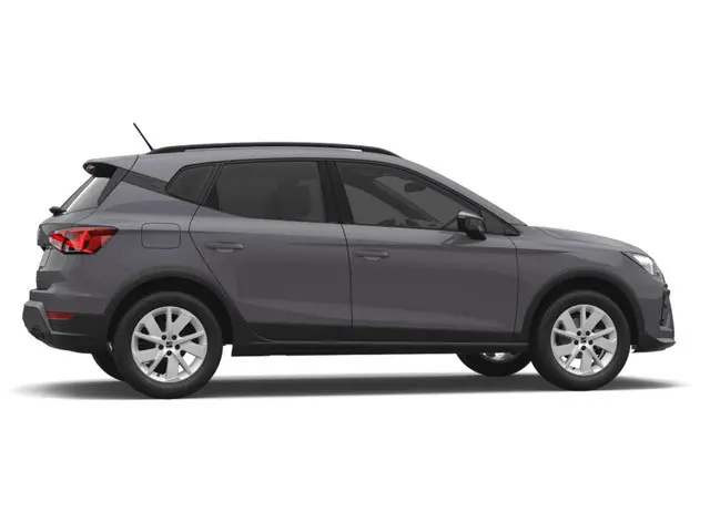 SEAT Arona 1.0 EcoTSI Style Business Connect | Premium Lak 'Graphene Grey' | Verwarmbare voorstoelen...