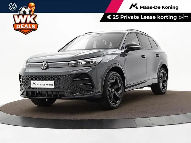 Volkswagen Tiguan R-Line 1.5 eHybrid 204 PK 6 versn. DSG · Voorstoelen verwarmbaar · Sfeerverlichtin...
