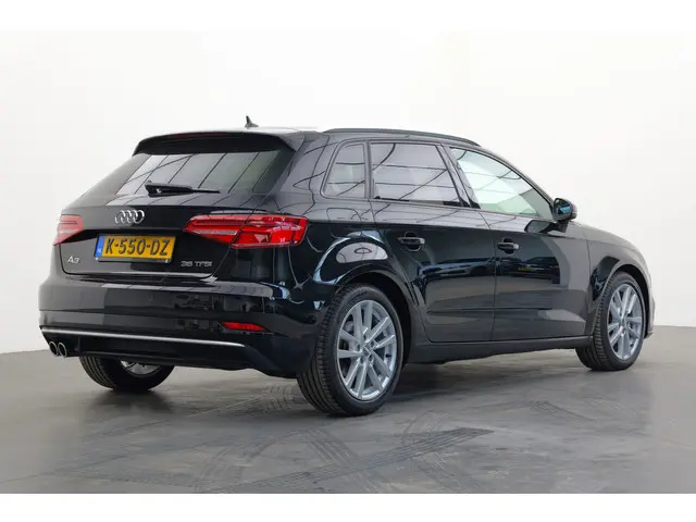 Audi A3 Sportback 35 TFSI CoD Design Pro Line Plus | Automaat | Stoelverwarming | Cruise control