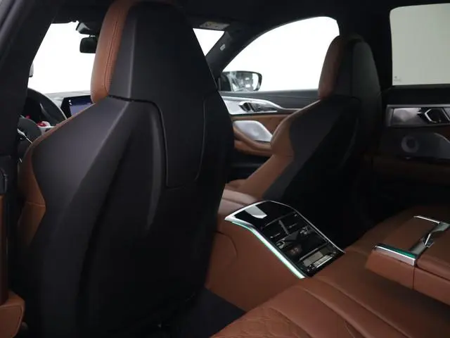 BMW M8