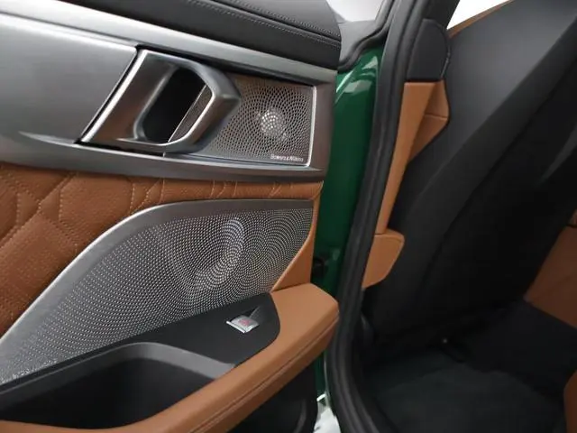 BMW M8