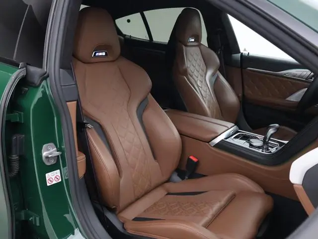 BMW 8-serie Gran Coupé M8 COMPETITION 626 PK IRISH GREEN + BOWERS & WILKINS | KERAMISCHE REMMEN