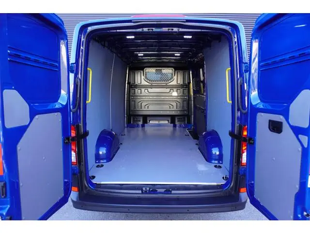 Volkswagen Crafter 35 140pk L3H2/L2H1 Airco Kunstleder Parkeersensoren Standkachel  Bluetooth