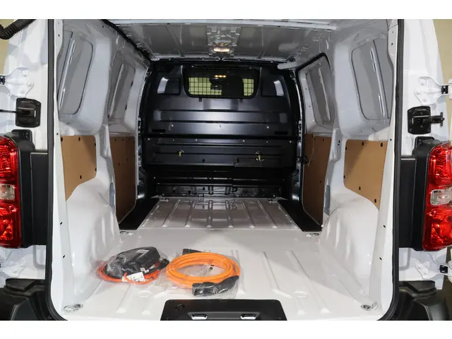 Toyota Proace Electric Worker Comfort Extra Range L2 75 kWh