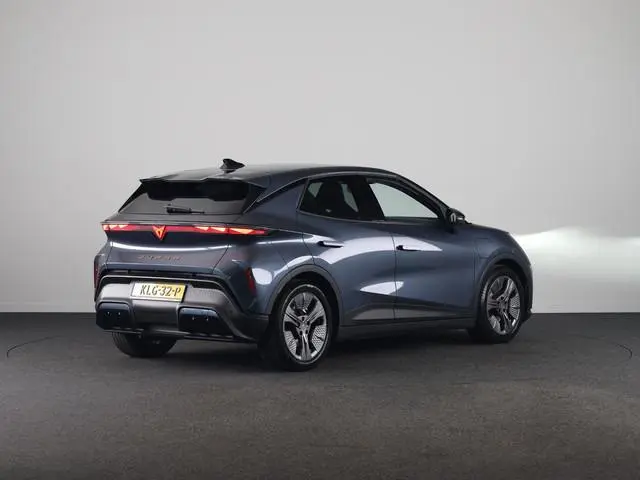 CUPRA Raval Business First Edition 56 kWh 211PK | Elektrisch Verstelbare Stoelen | Keyless Entry | A...