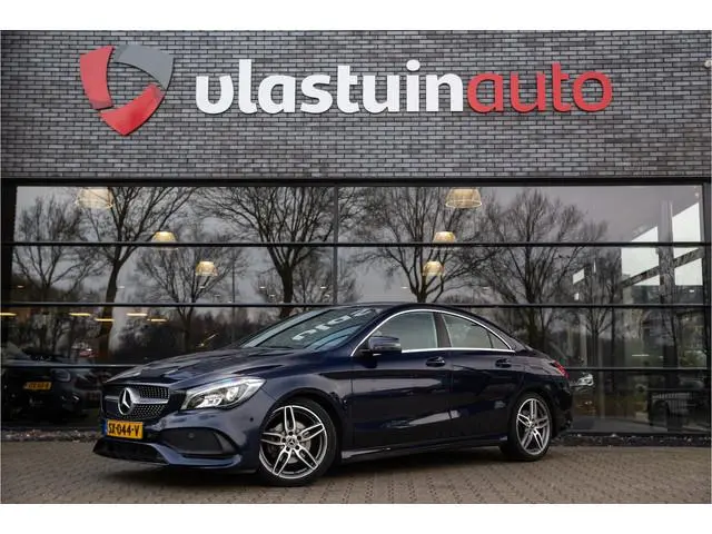 Mercedes-Benz CLA-klasse 180 Business Solution AMG Upgrade Edition , Achteruitrijcamera, Stoelverwar...