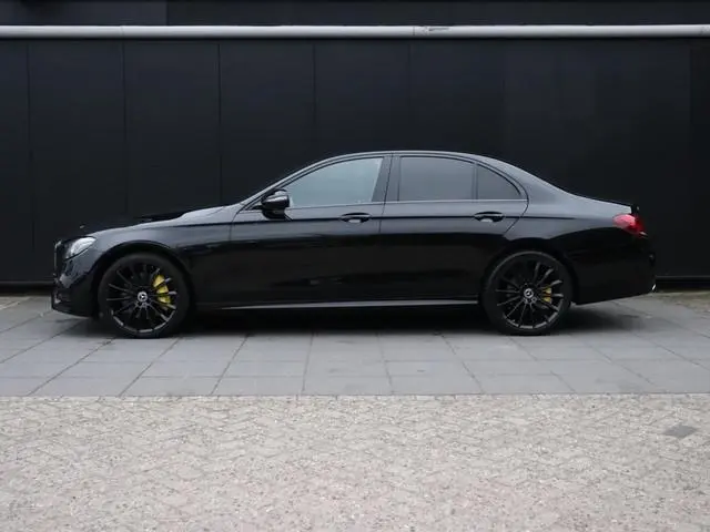 Mercedes-Benz E-klasse 300 e AMG-PAKKET | MEMORY | LEDER | PANO-DAK |360° CAMERA | STOELVERW. | VOLL...