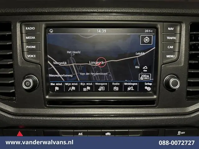 Volkswagen Crafter 2.0 TDI 140 pk L3H3 L2H2 Euro6 Airco | Camera | Navigatie | Apple Carplay | Massa...