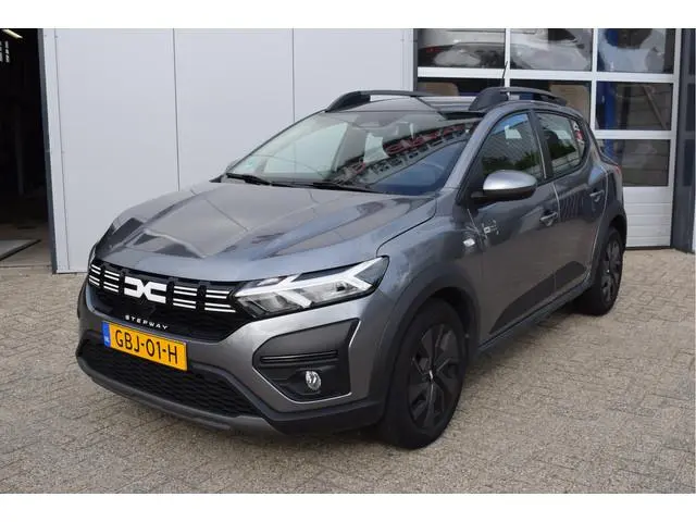 Dacia Sandero Stepway 1.0 TCe 110 Expression | NL-Auto | Navi | Appple Carplay/Android Auto