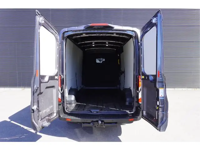 Ford Transit 170pk Automaat L3H2 Trekhaak Apple Carplay Camera Navigatie Airco Cruise control