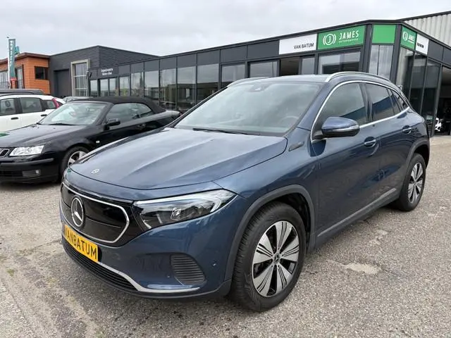 Mercedes-benz EQA 250 Business Solution Luxery