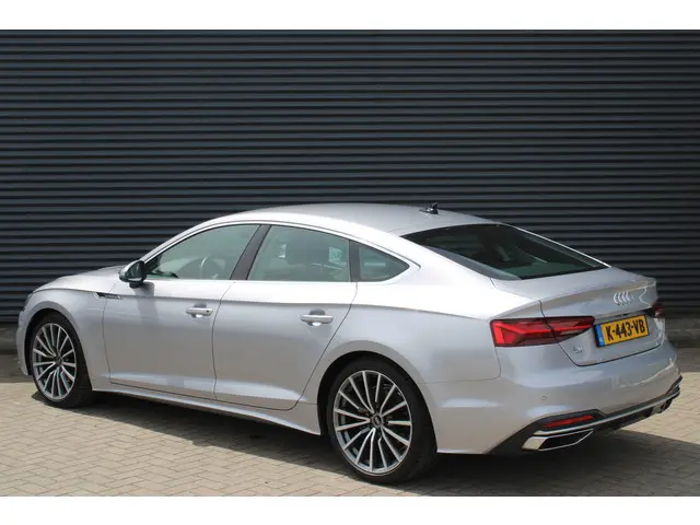 Audi A5 Sportback 35 TFSI Business Edition Full-Led Camera Virtual-Cockpit