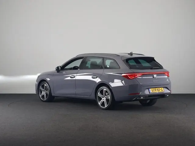 SEAT Leon Sportstourer 1.5 TSI e-Hybrid FR PHEV First Edition 204 pk Automaat | Verlengde garantie |...