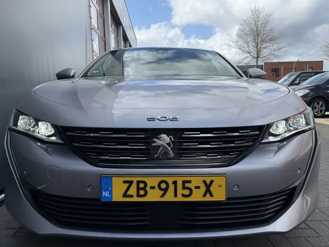 Peugeot 508