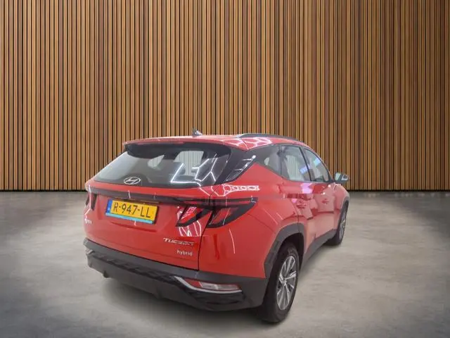 Hyundai Tucson 1.6 T-GDI HEV i-Motion 1e-Eig. & Keurig-Onderh. BOVAG-Garantie. NL-Auto.