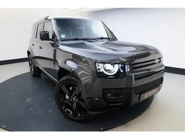 Land Rover Defender 110 2.0 P300e 110 X-Dynamic HSE | Towing Pack | Cold Climate | 22 Inch | Head-Up...