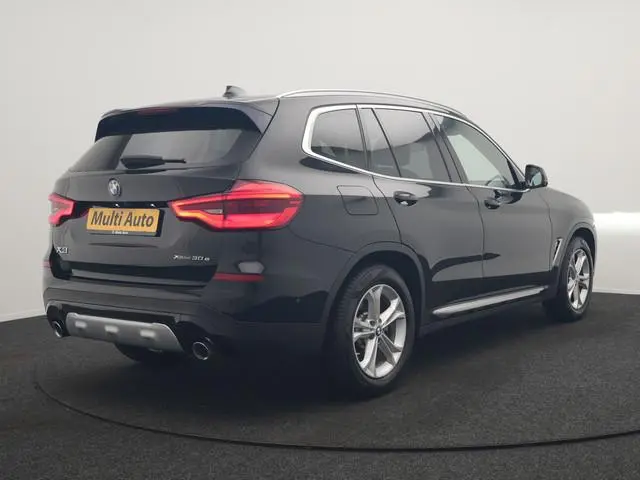 BMW X3 xDrive30e Business Edition Plus PHEV 293pk Dealer O.H. | Trekhaak Af Fabriek | Adaptive Cruis...