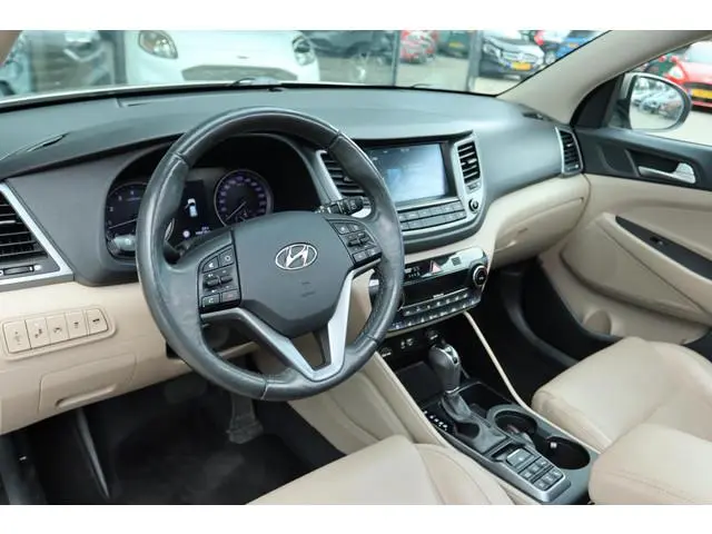 HYUNDAI TUCSON 1.6 T-GDi PREMIUM 4WD AUT. | PANO | CAMERA | LED | LEDER |