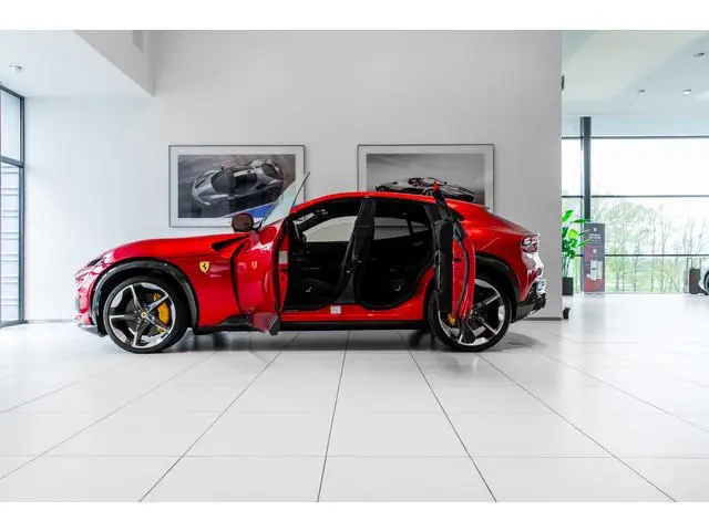 Ferrari Purosangue