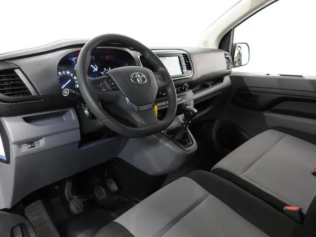 Toyota PROACE Shuttle 1.5 D-4D Navigator Long L3H1 9persoons PERSONENBUS Navigatie Parkeersensoren C...
