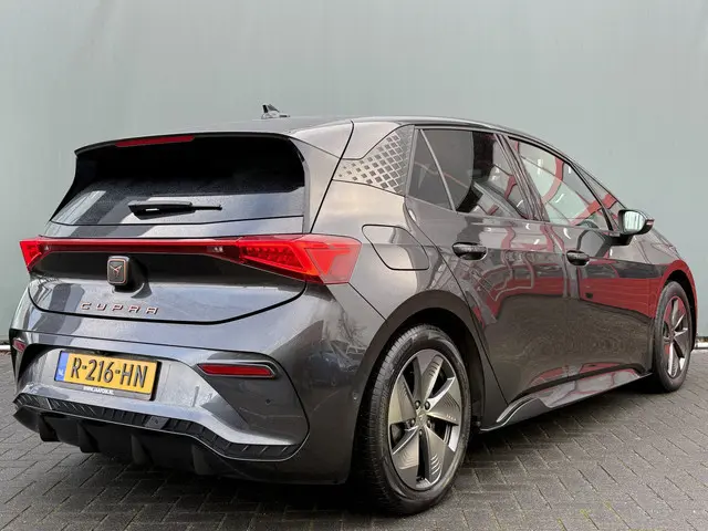 Cupra Born