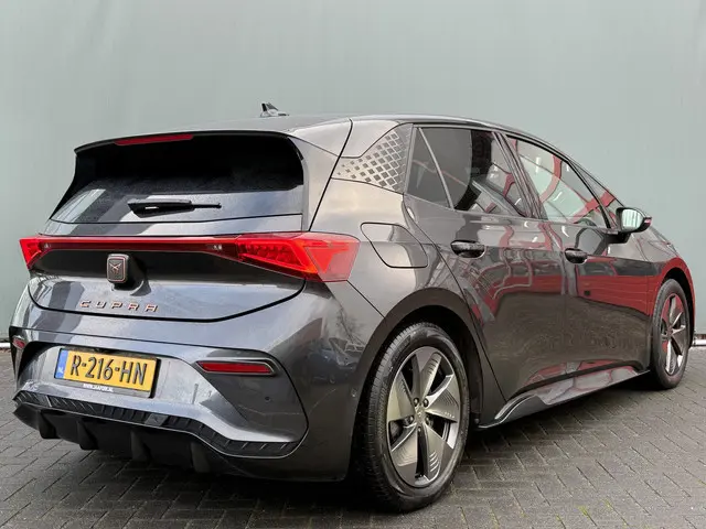 Cupra Born