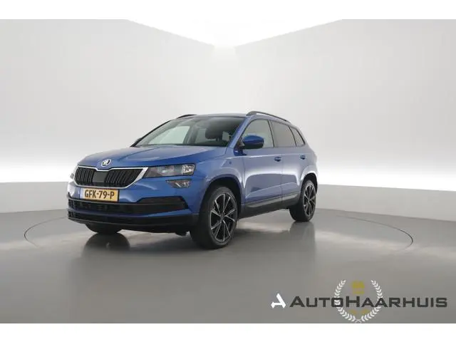 ŠKODA Karoq 1.0 TSI Business Edition | Rijklaar !! | Cruise | 18'' | All Seasons | PDC | DAB | Airco...
