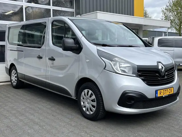Renault Trafic Passenger 9-persoons 1.6 dCi Grand Authentique Energy BTW / BPM vrij marge Lengte 2 A...