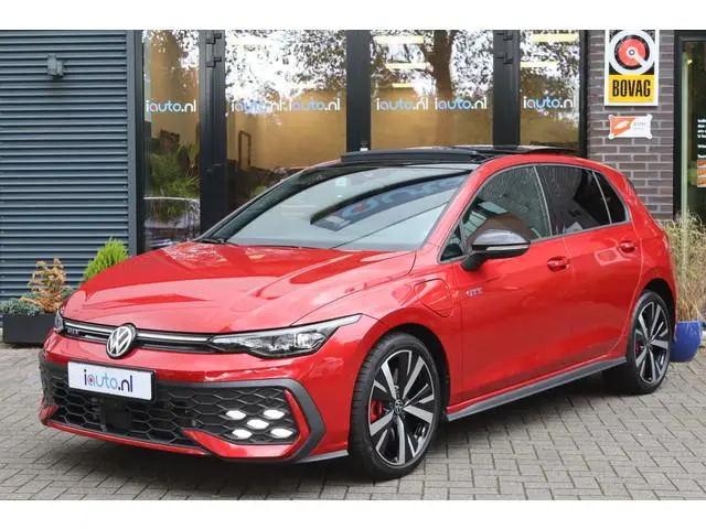 Volkswagen Golf 1.5 eHybrid 272pk GTE Black Style Pano/IQ.Light/360camera/Head-up/DCC/Keyless/Dodeho...