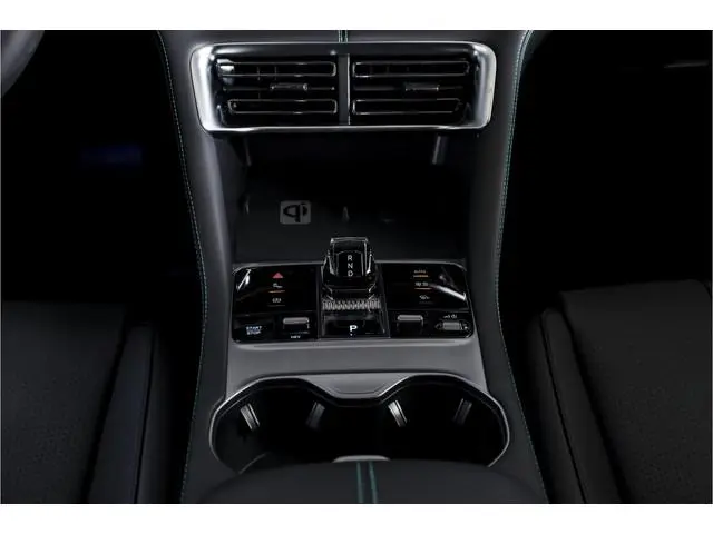 BYD SEAL U