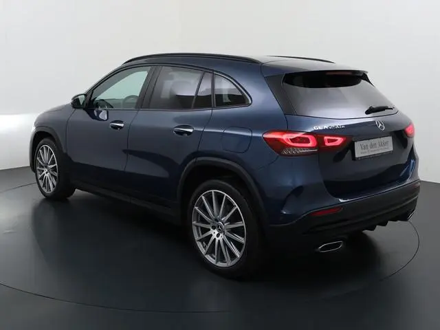 Mercedes-Benz GLA 250e AMG // SoH 97,4% // Distronic // Headup // 360 Camera // MultiBeam // Keyless...