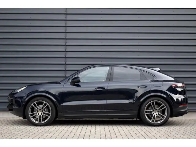 Porsche Cayenne Coupé 3.0 E-Hybrid 462pk Sport Chrono | Pano | 360 Camera | 21'' Wielen | Luchtverin...