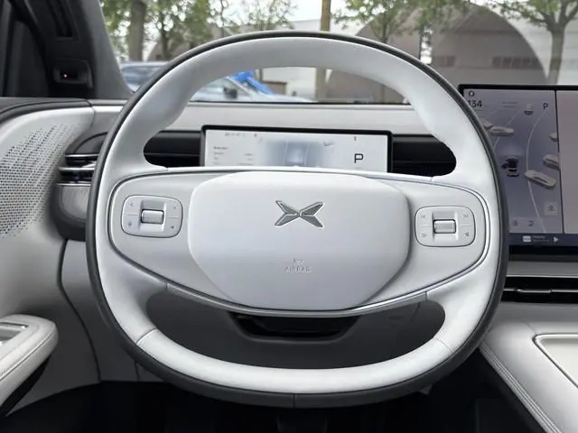 XPENG G6
