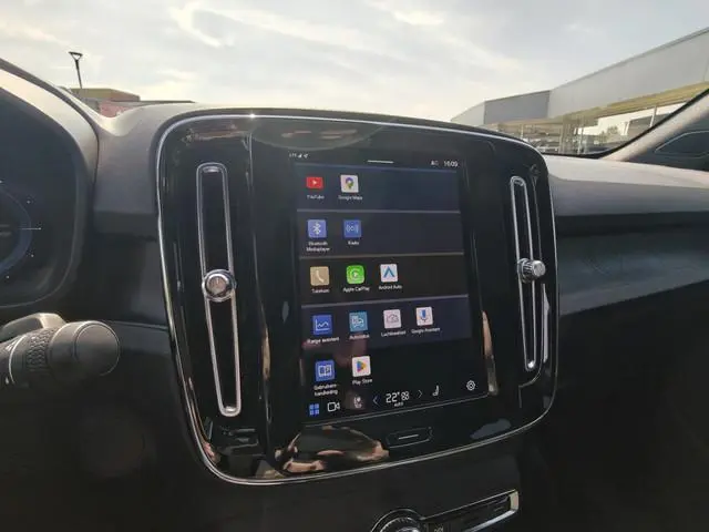 Volvo C40