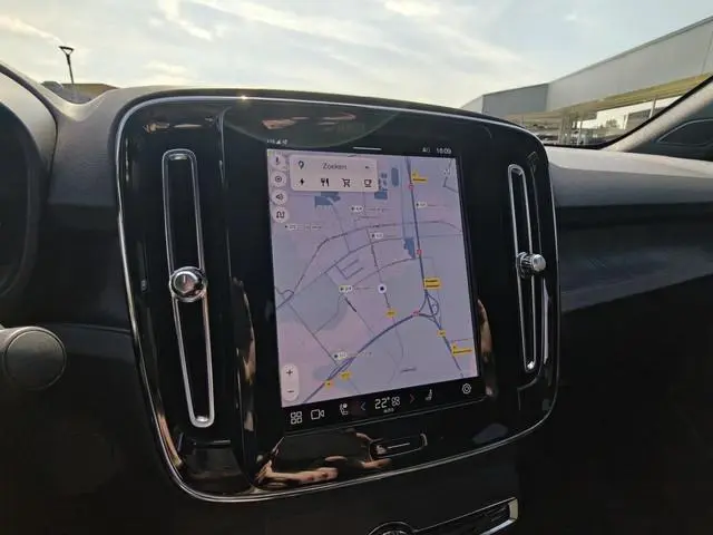 Volvo C40