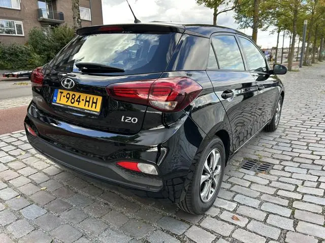 Hyundai i20 1.2 HP i-Motion Comfort 89.000 km ! airco/ecc keurige auto