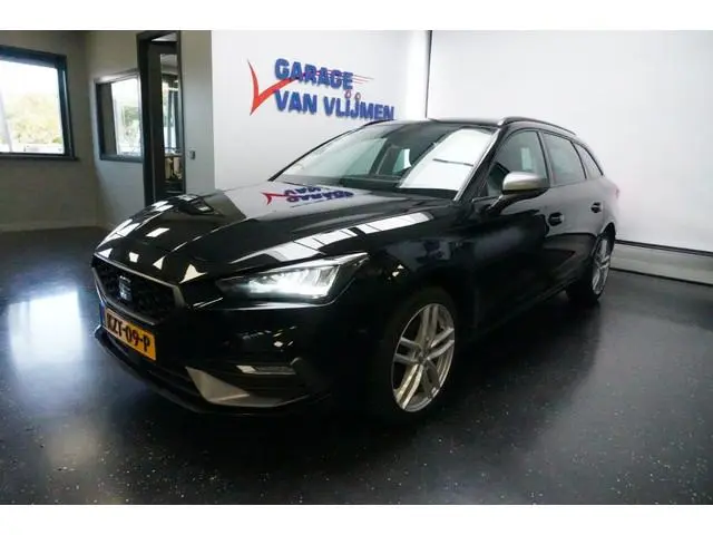 Seat Leon Sportstourer 1.4 e-Hybrid PHEV FR SOH 89% Camera/Carplay/Trekhaak/ACC