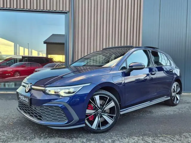 Volkswagen Golf 1.4 eHybrid GTE 245pk | BTW | Pano | Trekhaak | LED | Stuur- Stoelverw.