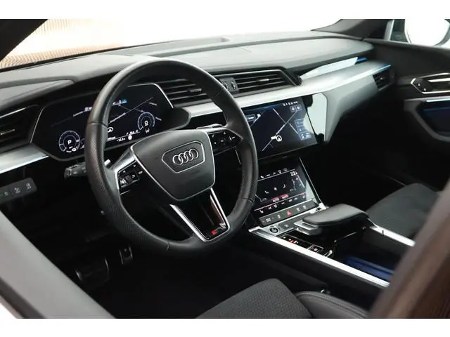 Audi Q8 e-tron 50 340pk quattro S Edition 95 kWh SOH 100% B&O HUD Keyless Stoelverwarming Camera Pan...