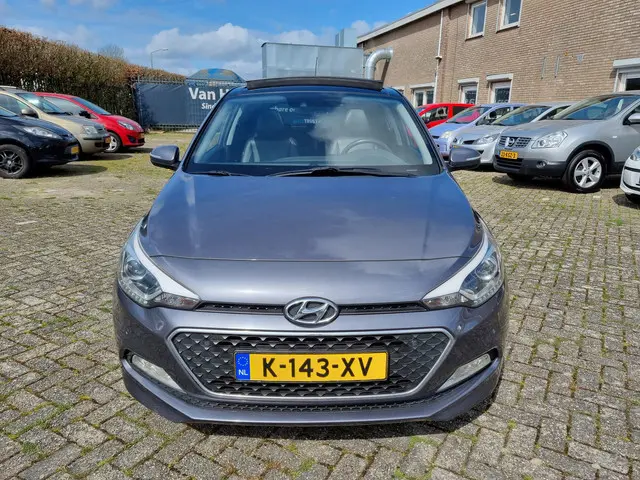 Hyundai i20 1.4i Premium automaat ✅BOM VOL OPTIES!