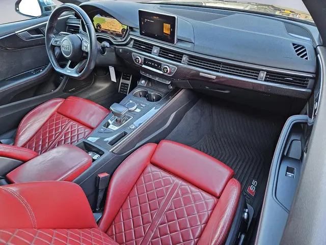 Audi S5